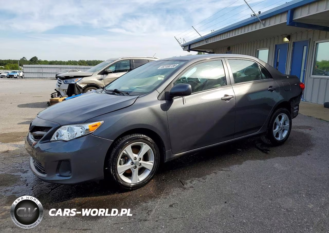 2011 Toyota Corolla Le – zdjęcie 1 z 12