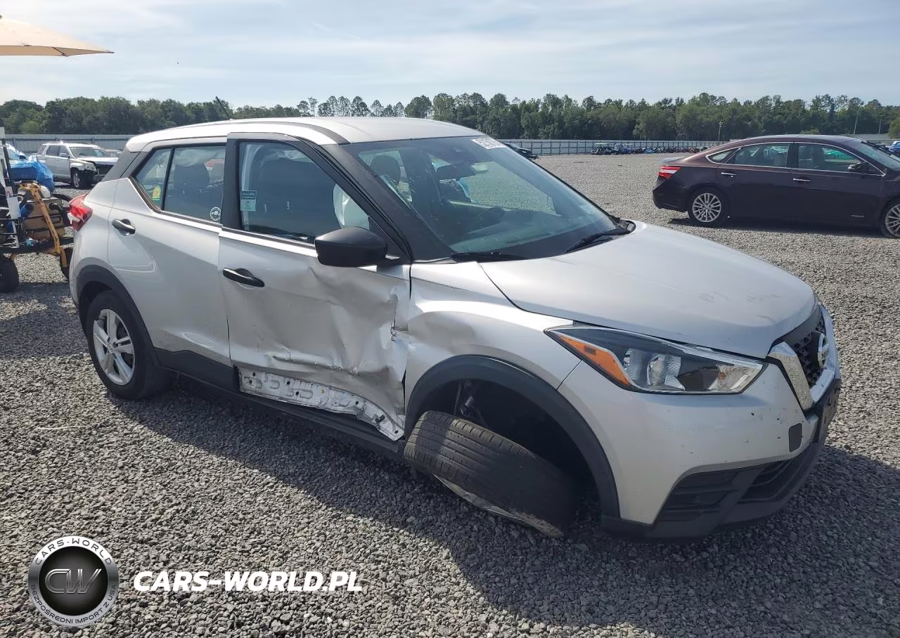 2020 Nissan Kicks S VIN:3N1CP5BV5LL518517 - 4