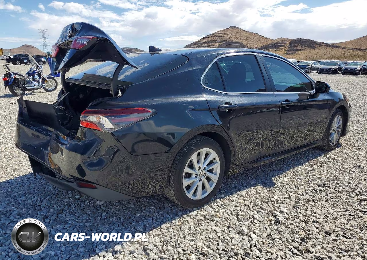 2022 Toyota Camry Le VIN:4T1C11AK1NU619251 - 3