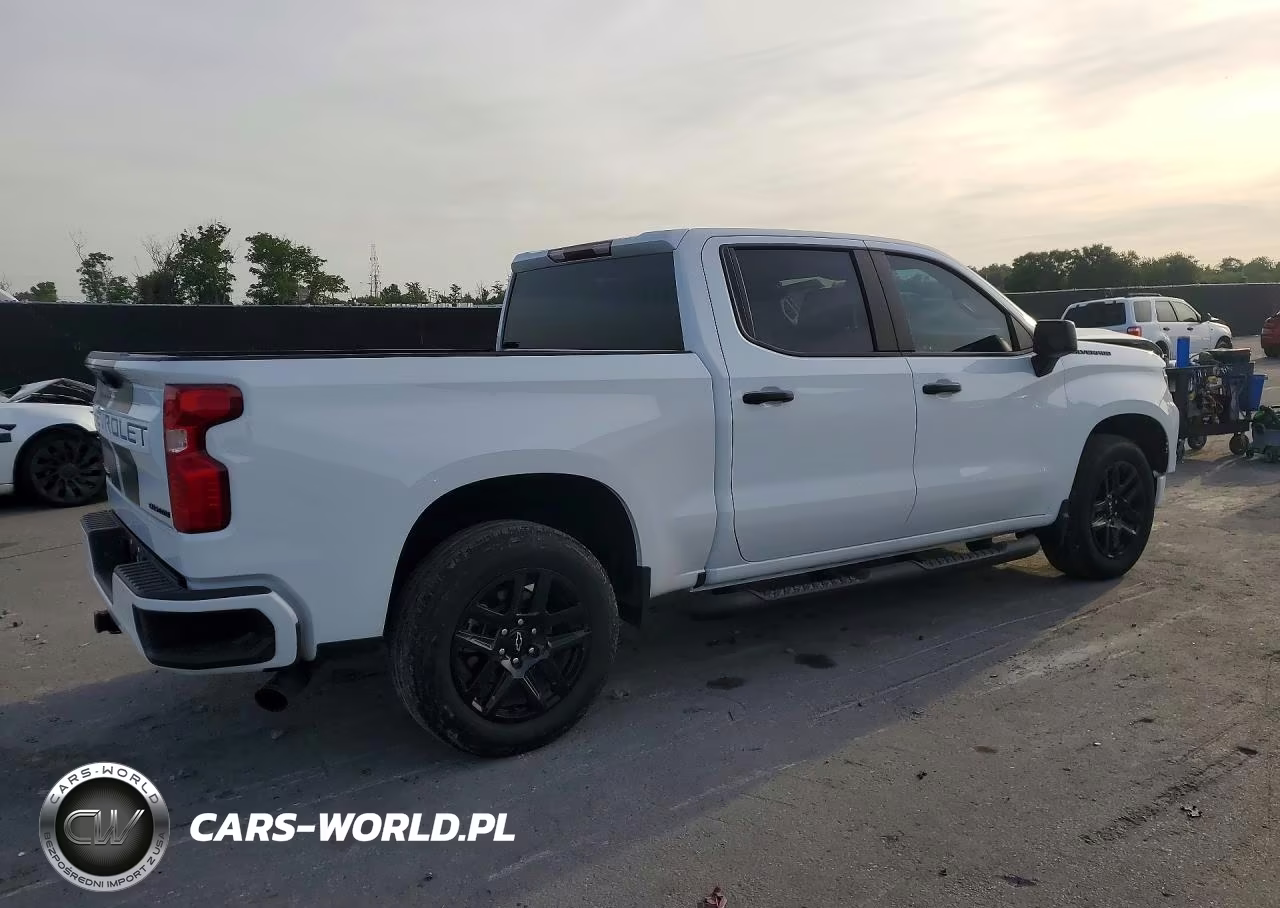 2025 Chevrolet Silverado C1500 Custom VIN:1GCPABEK2SZ182364 - 3