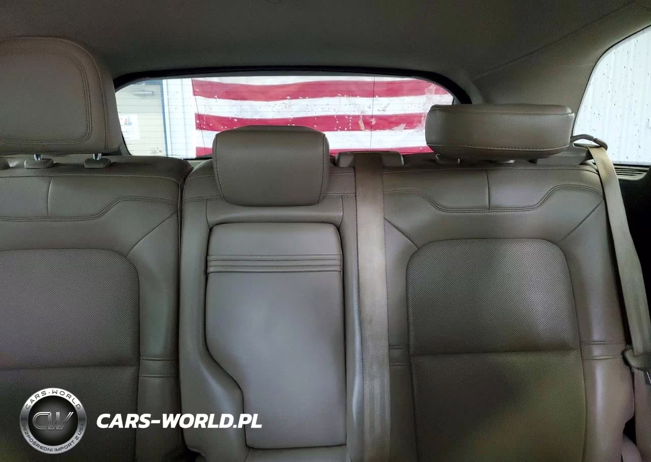 2020 Lincoln Corsair VIN:5LMCJ1D90LUL19543 - 10