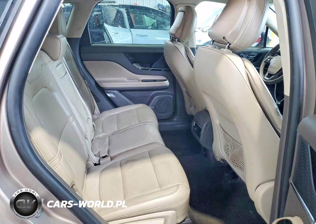 2020 Lincoln Corsair VIN:5LMCJ1D90LUL19543 - 11