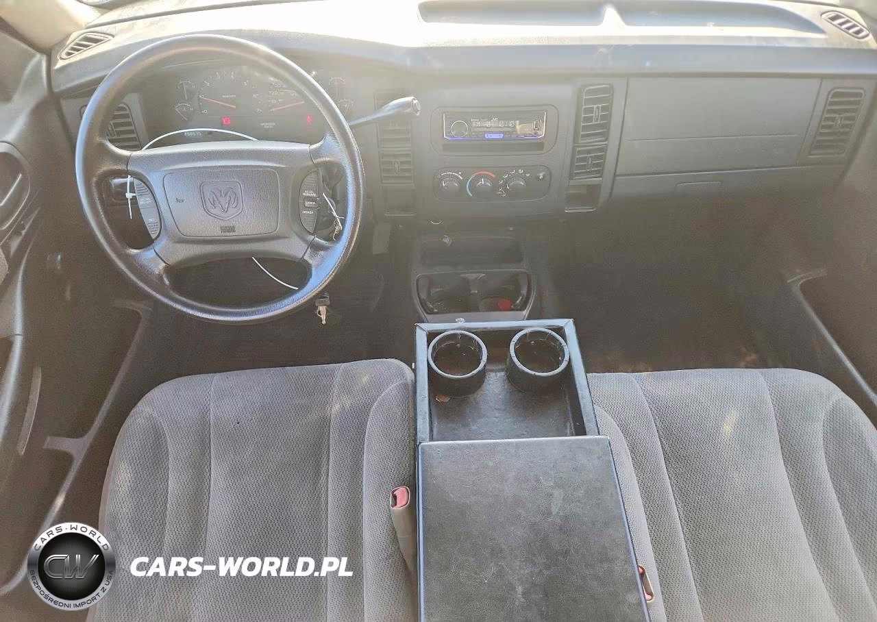 2004 Dodge Dakota Quad Sport VIN:1D7HL38K74S757415 - 8