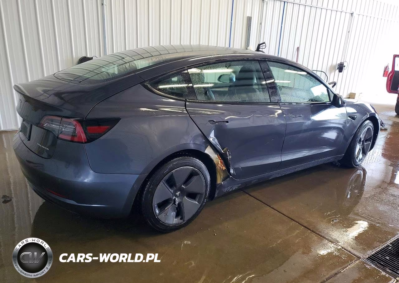 2021 Tesla Model 3 VIN:5YJ3E1EB5MF979696 - 3
