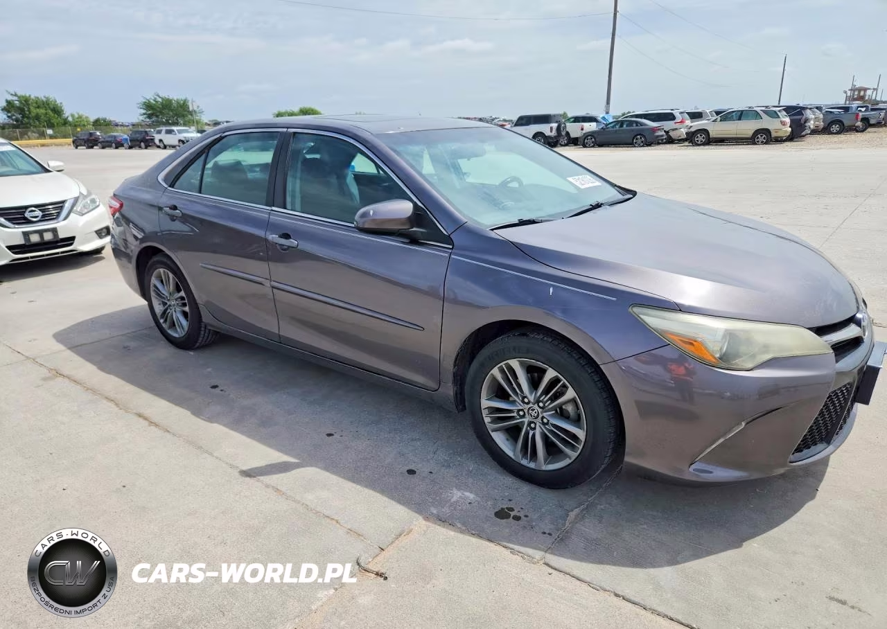 2015 Toyota Camry Se VIN:4T1BF1FK4FU072595 - 4