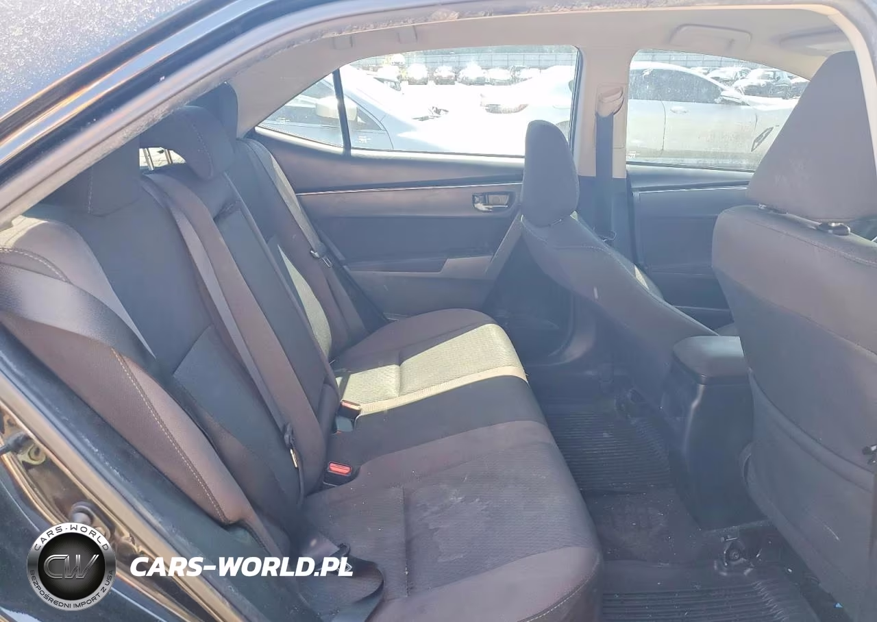 2018 Toyota Corolla Le VIN:2T1BURHE6JC059174 - 10