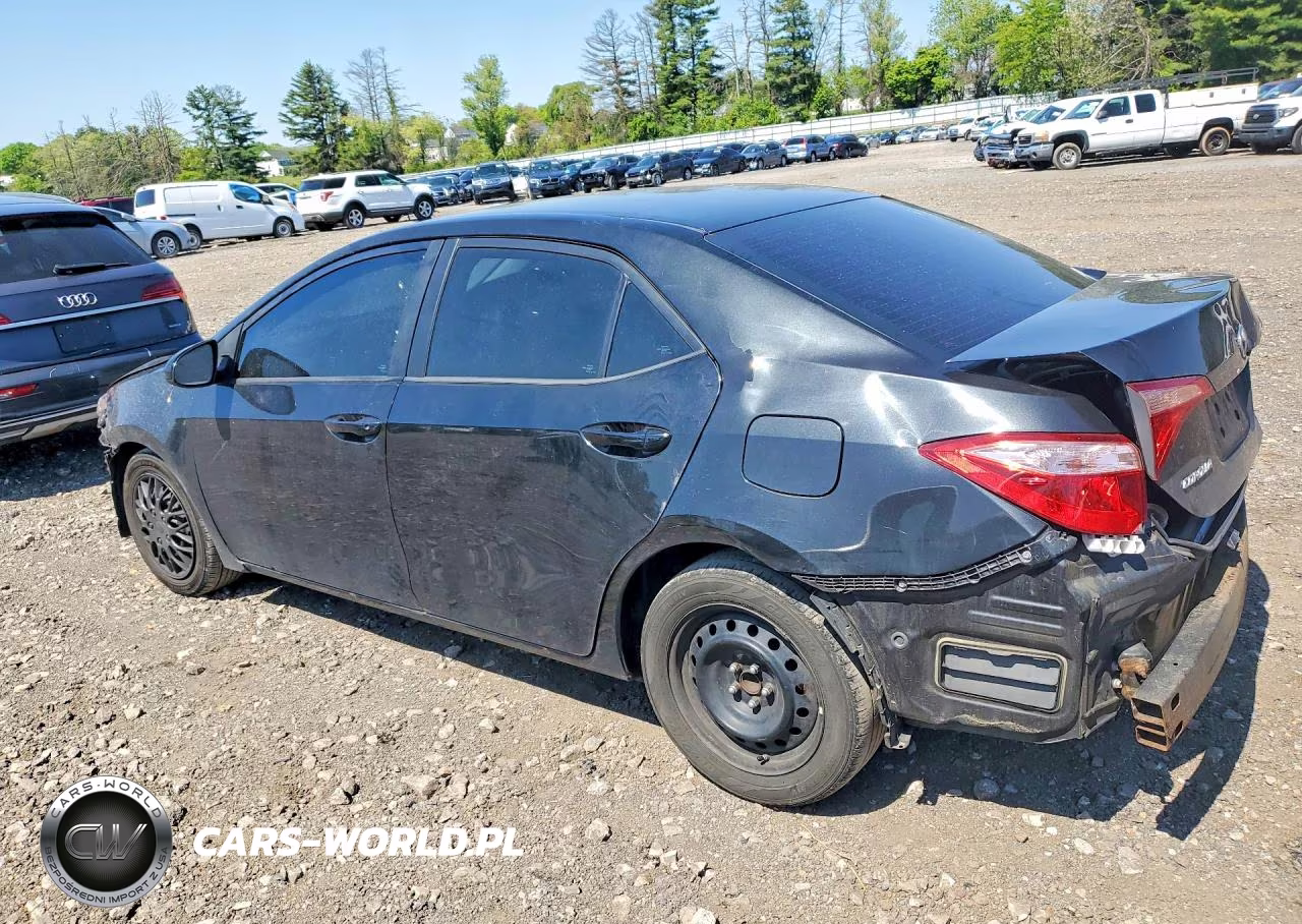2018 Toyota Corolla Le VIN:2T1BURHE6JC059174 - 2