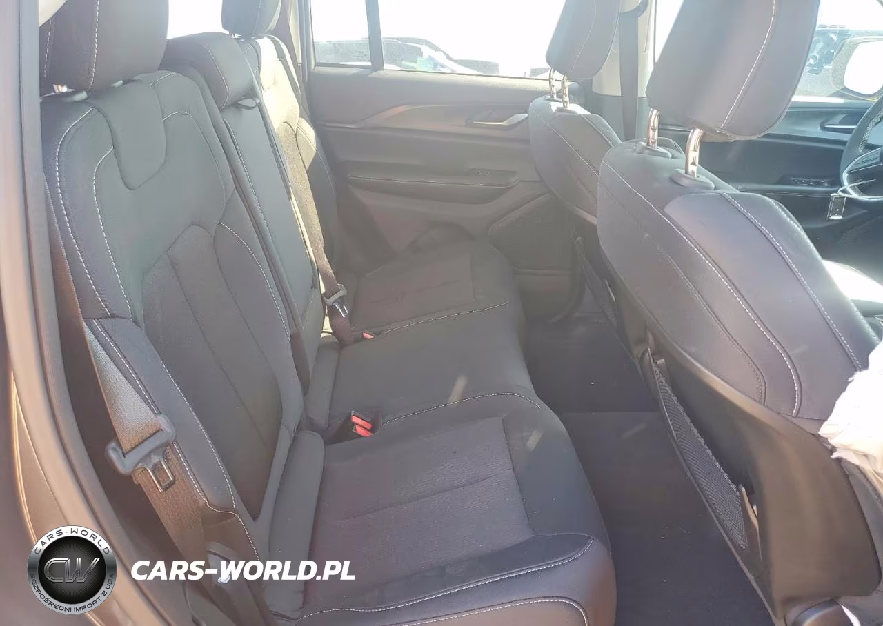 2023 Jeep Grand Cherokee Lared VIN:1C4RJHAG6PC669557 - 11
