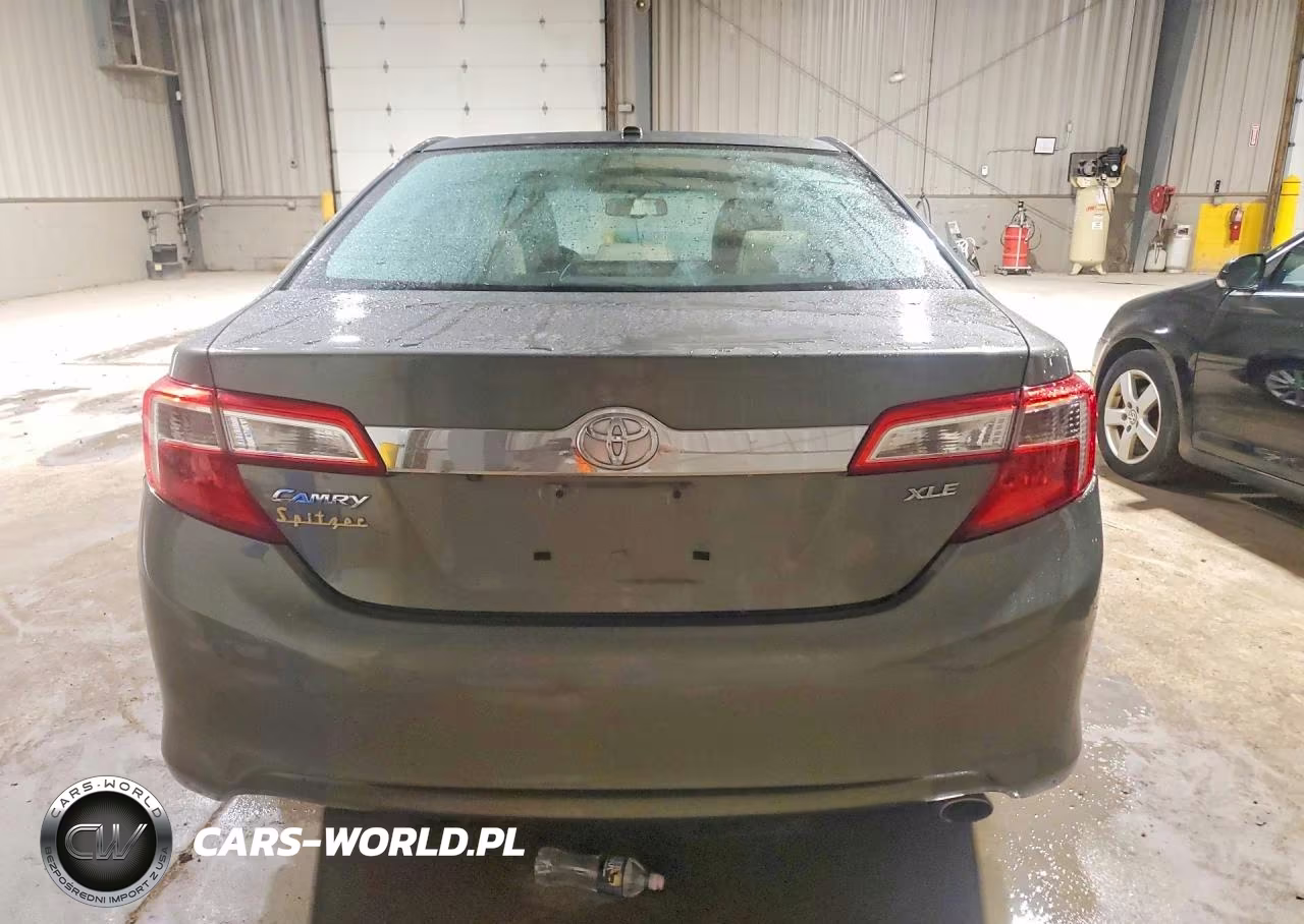 2014 Toyota Camry Xle VIN:4T4BF1FK8ER411296 - 6