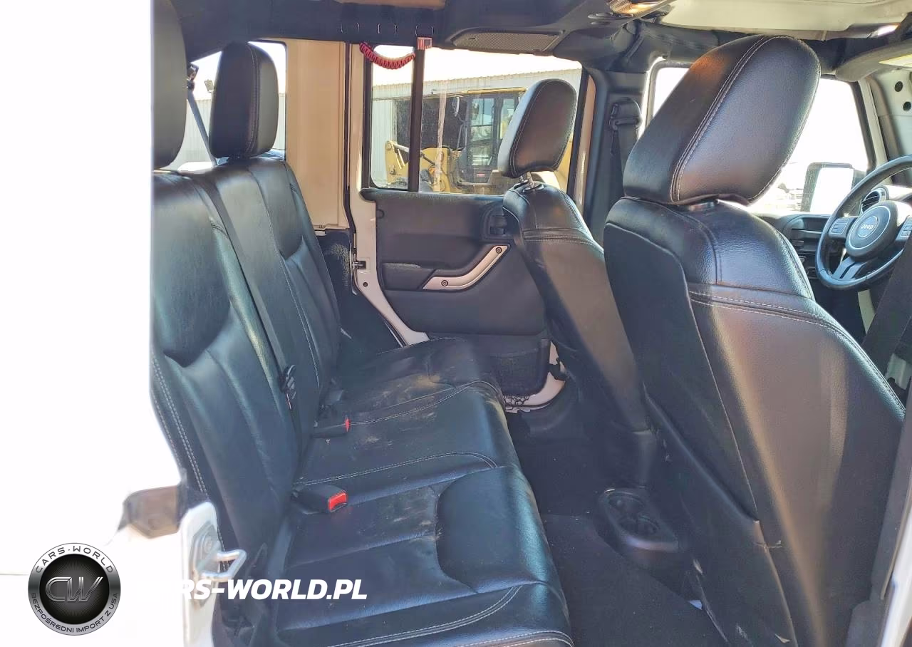 2016 Jeep Wrangler Unlimited Sahara VIN:1C4BJWEG6GL261043 - 10