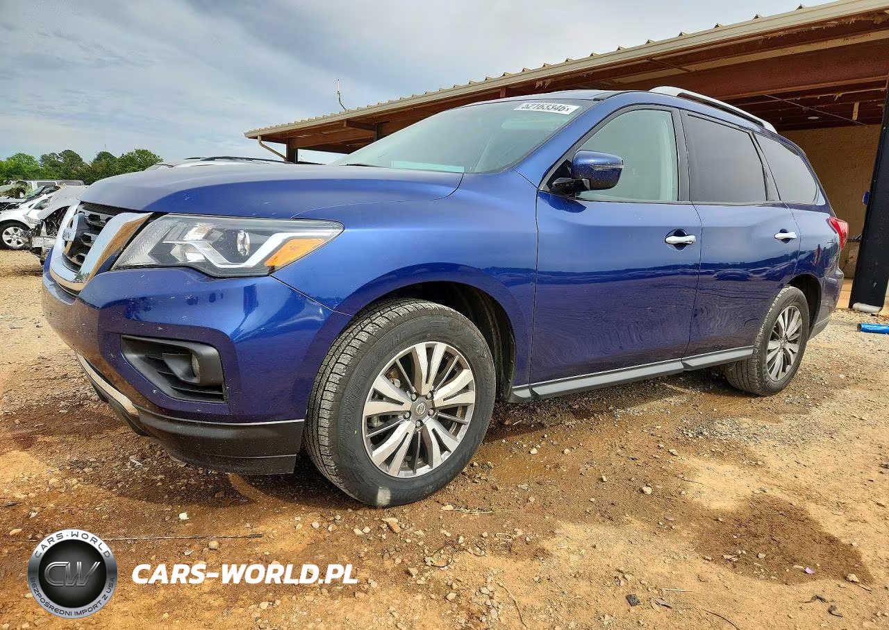 2020 Nissan Pathfinder Sv