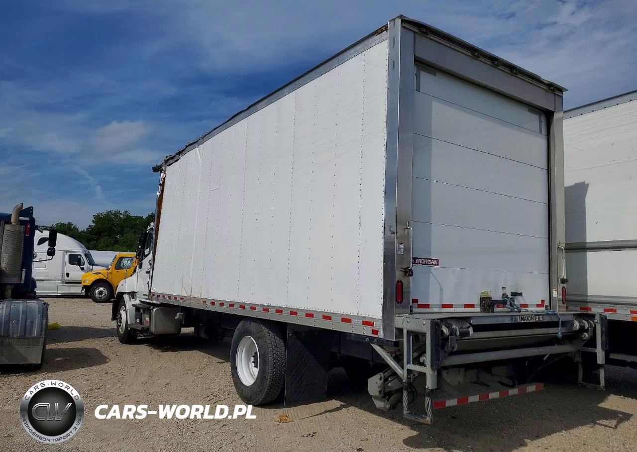 2023 Hino L6 Refrigerated Box Truck VIN:5PVNJ7AR4P5T50012 - 3