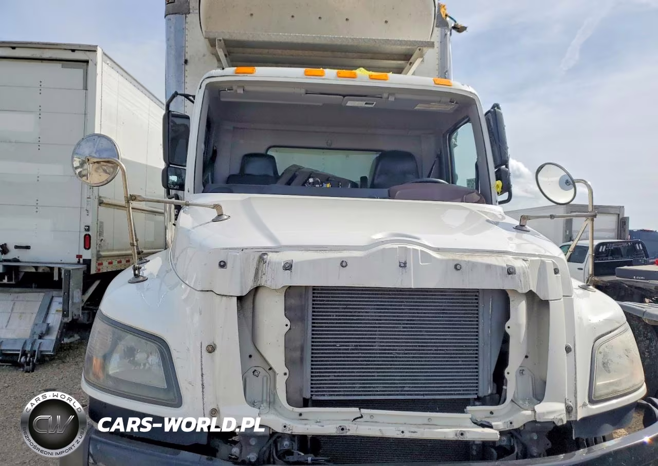 2023 Hino L6 Refrigerated Box Truck VIN:5PVNJ7AR4P5T50012 - 9