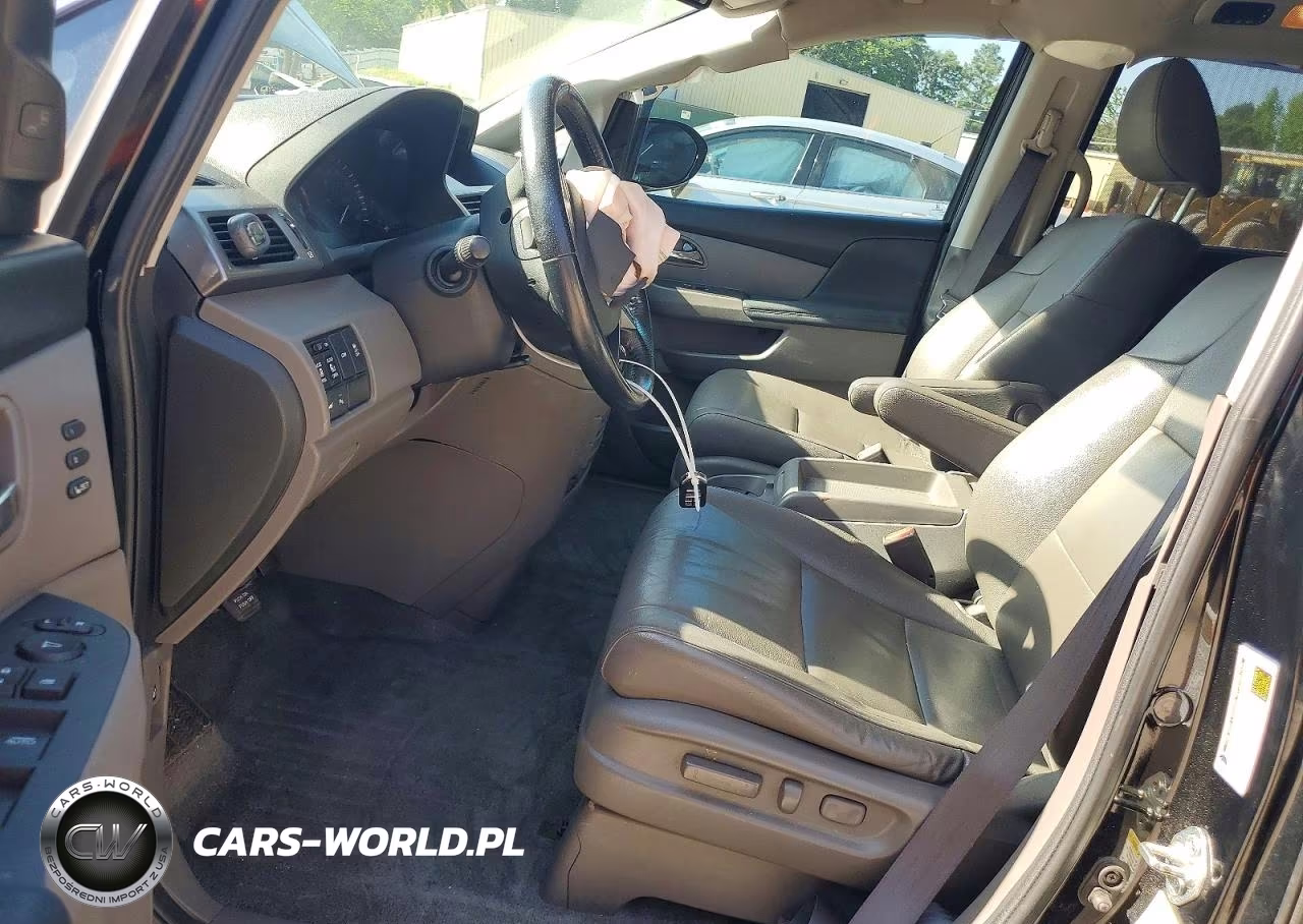 2016 Honda Odyssey Touring VIN:5FNRL5H97GB003603 - 7