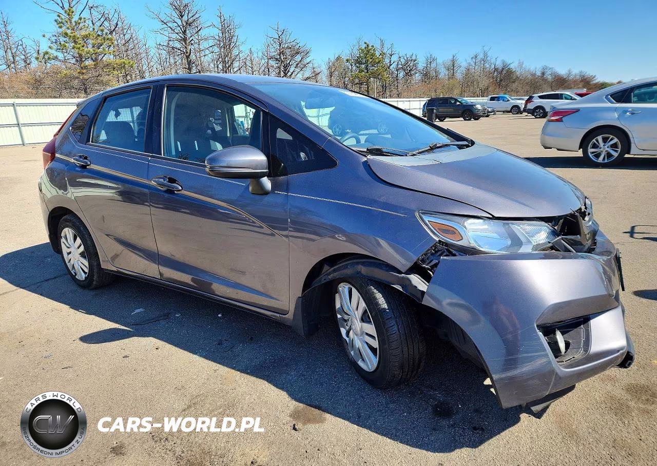 2015 Honda Fit Lx VIN:3HGGK5H54FM723332 - 4