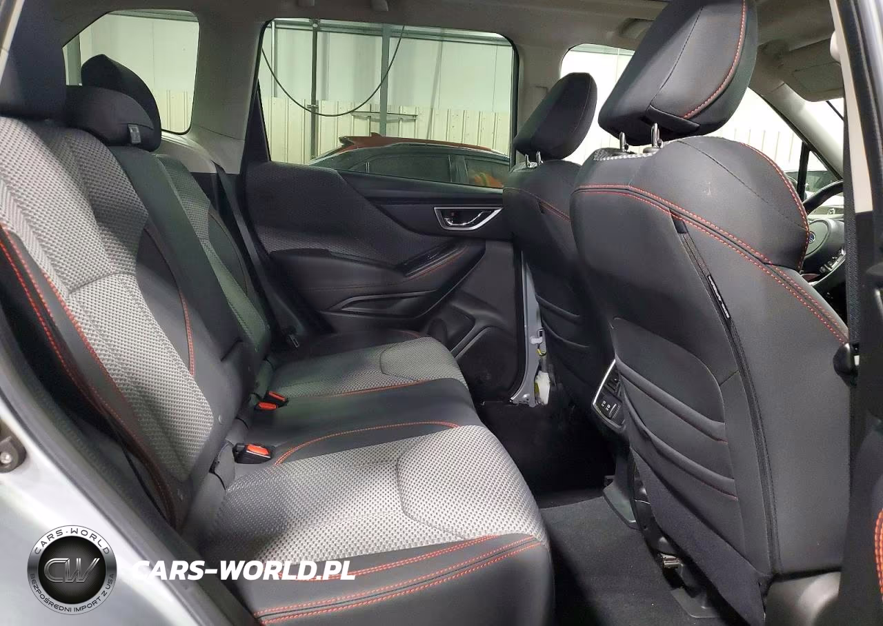 2019 Subaru Forester Sport VIN:JF2SKAPC3KH552848 - 10