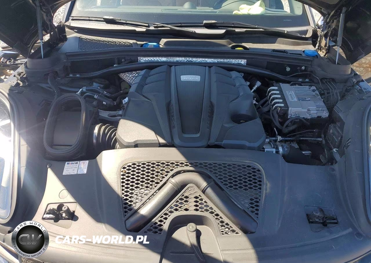 2020 Porsche Macan S VIN:WP1AB2A52LLB31890 - 11