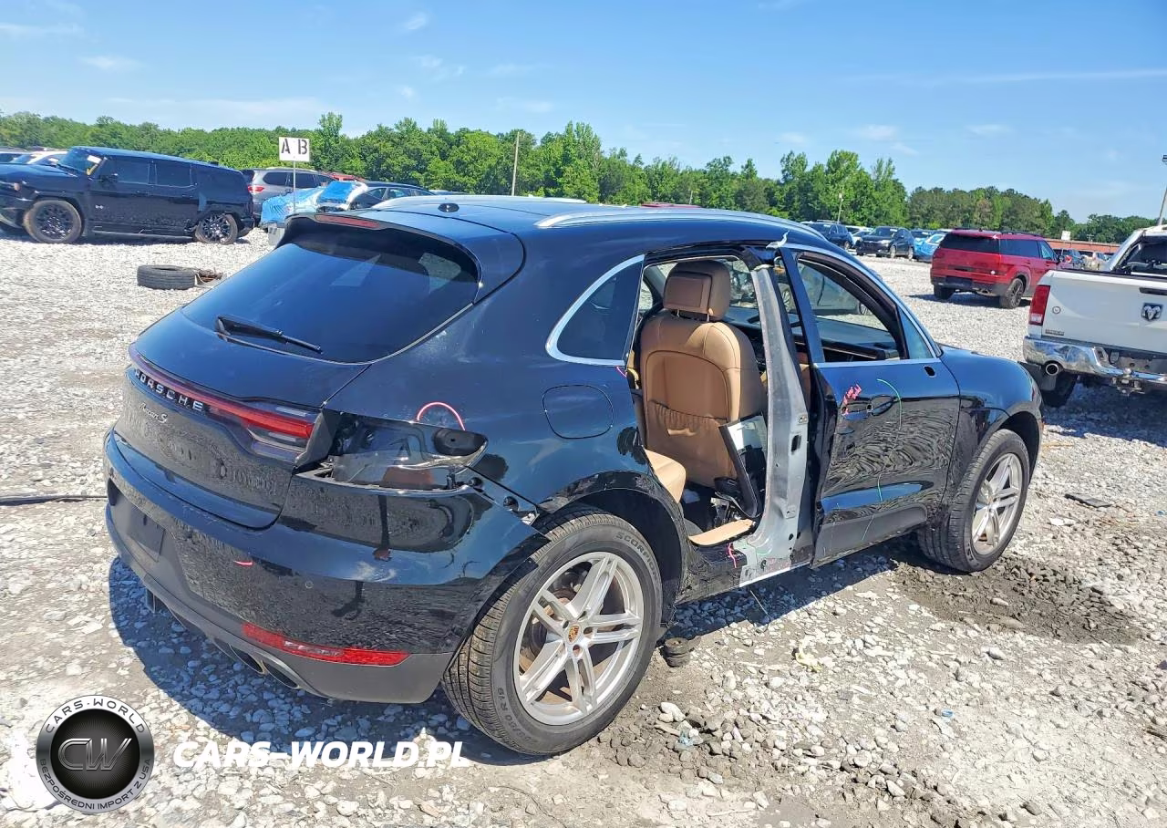 2020 Porsche Macan S VIN:WP1AB2A52LLB31890 - 3