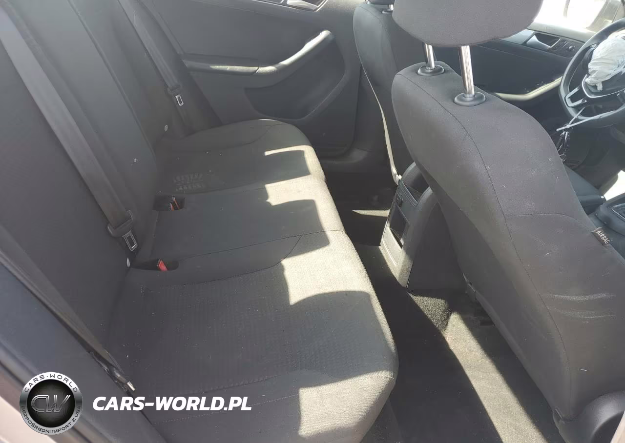 2015 Volkswagen Jetta Se VIN:3VWD17AJXFM223146 - 10