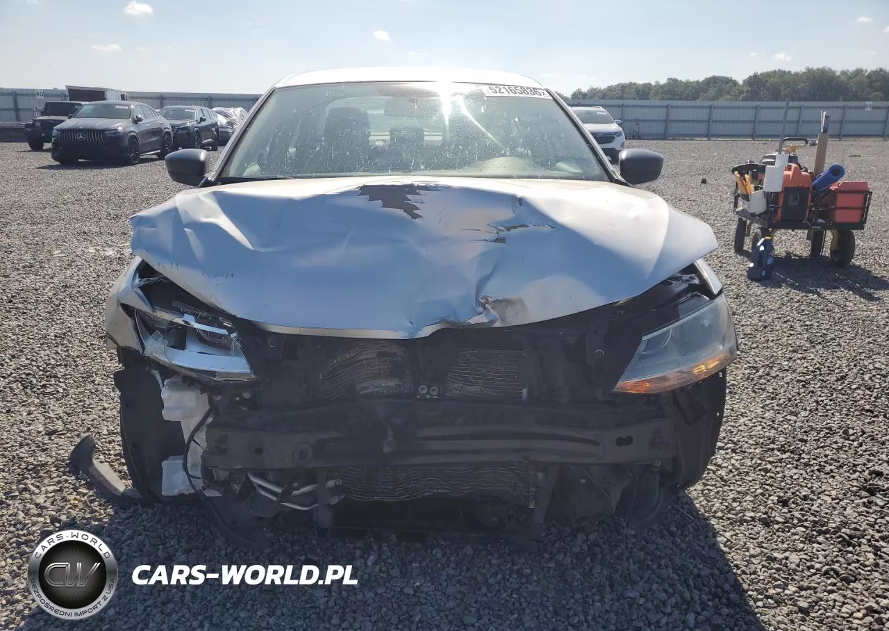 2015 Volkswagen Jetta Se VIN:3VWD17AJXFM223146 - 5