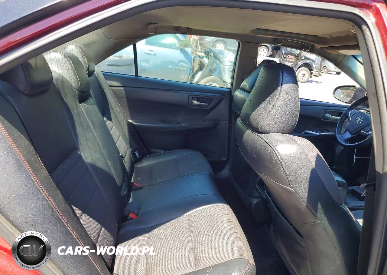 2017 Toyota Camry Se VIN:4T1BF1FK1HU645391 - 10