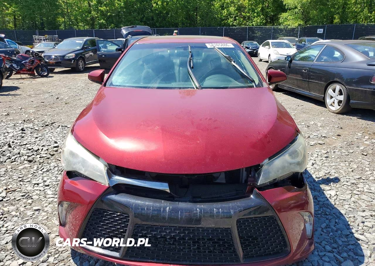 2017 Toyota Camry Se VIN:4T1BF1FK1HU645391 - 5