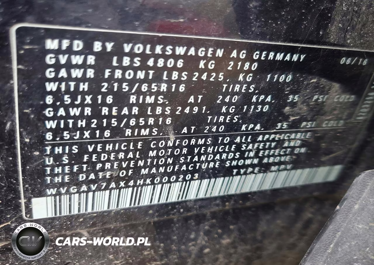 2017 Volkswagen Tiguan S VIN:WVGAV7AX4HK000203 - 14