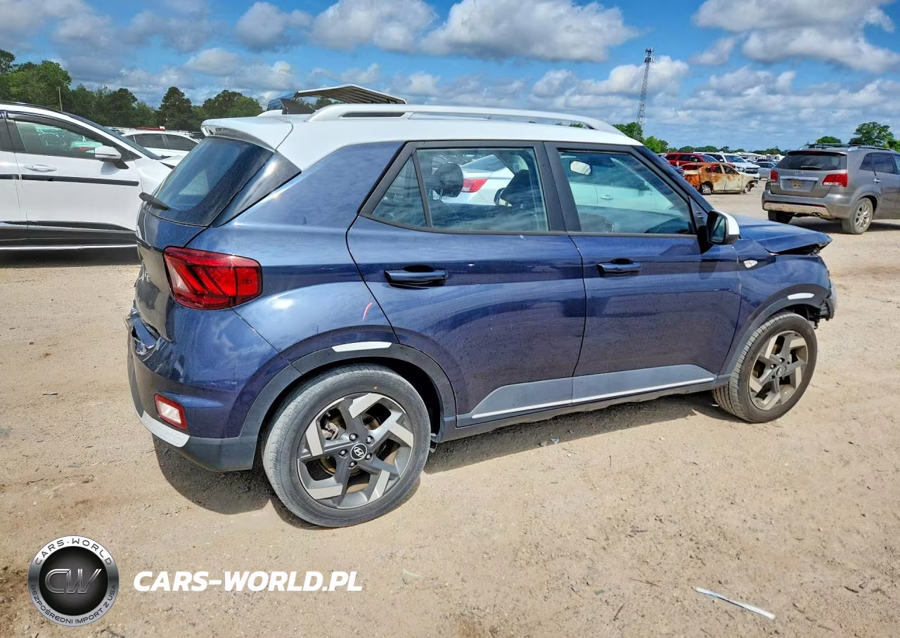 2021 Hyundai Venue Denim VIN:KMHRC8A3XMU082965 - 3