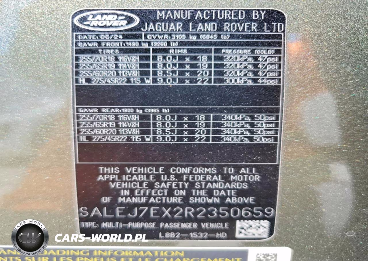2024 Land Rover Defender 110 S VIN:SALEJ7EX2R2350659 - 13