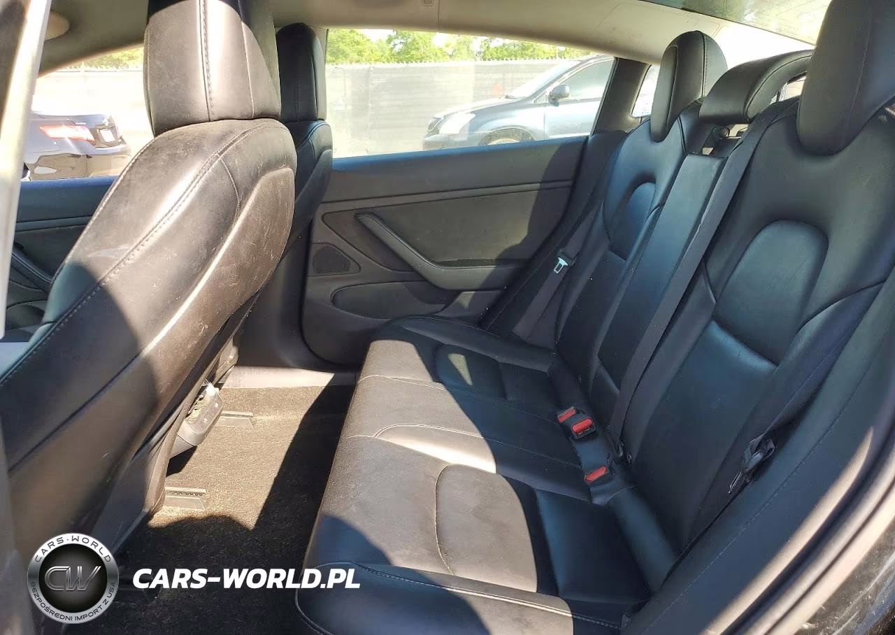 2019 Tesla Model 3 VIN:5YJ3E1EA4KF410603 - 10