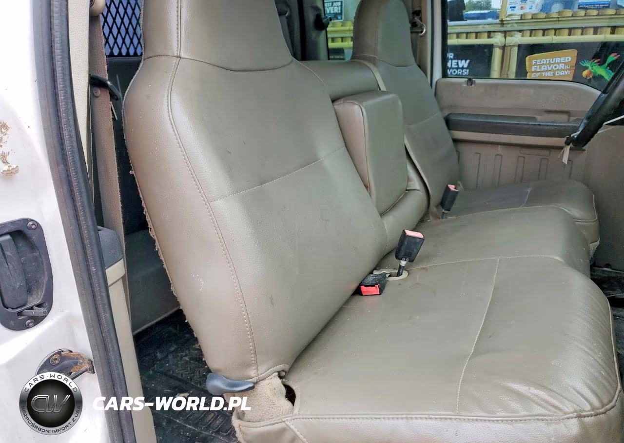 2008 Ford F350 Super Duty VIN:1FTWX33Y08EC53004 - 10