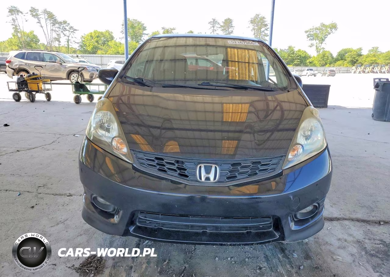 2012 Honda Fit Sport VIN:JHMGE8H50CC007398 - 5