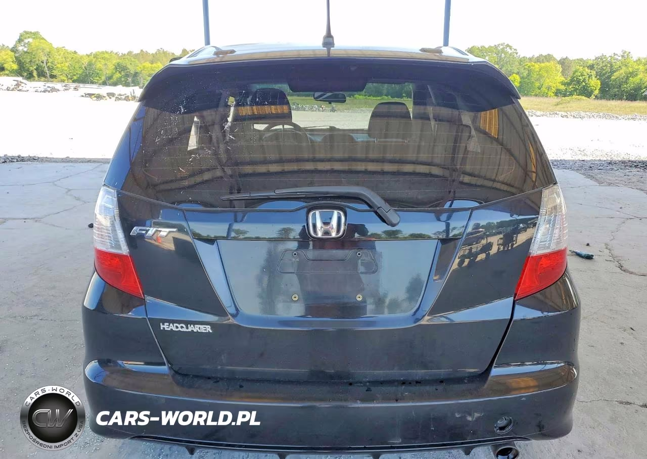 2012 Honda Fit Sport VIN:JHMGE8H50CC007398 - 6