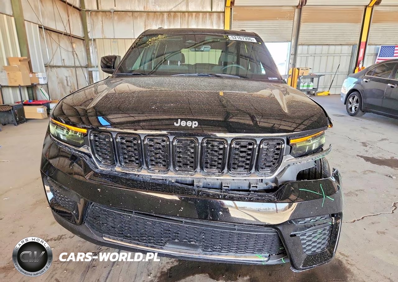 2025 Jeep Grand Cherokee Laredo VIN:1C4RJGAG6SC334690 - 5