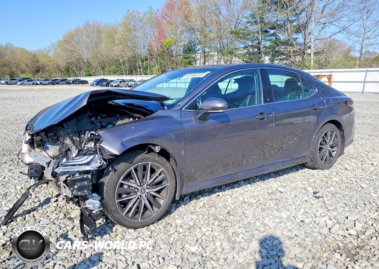 2022 Toyota Camry Xle – zdjęcie 1 z 12