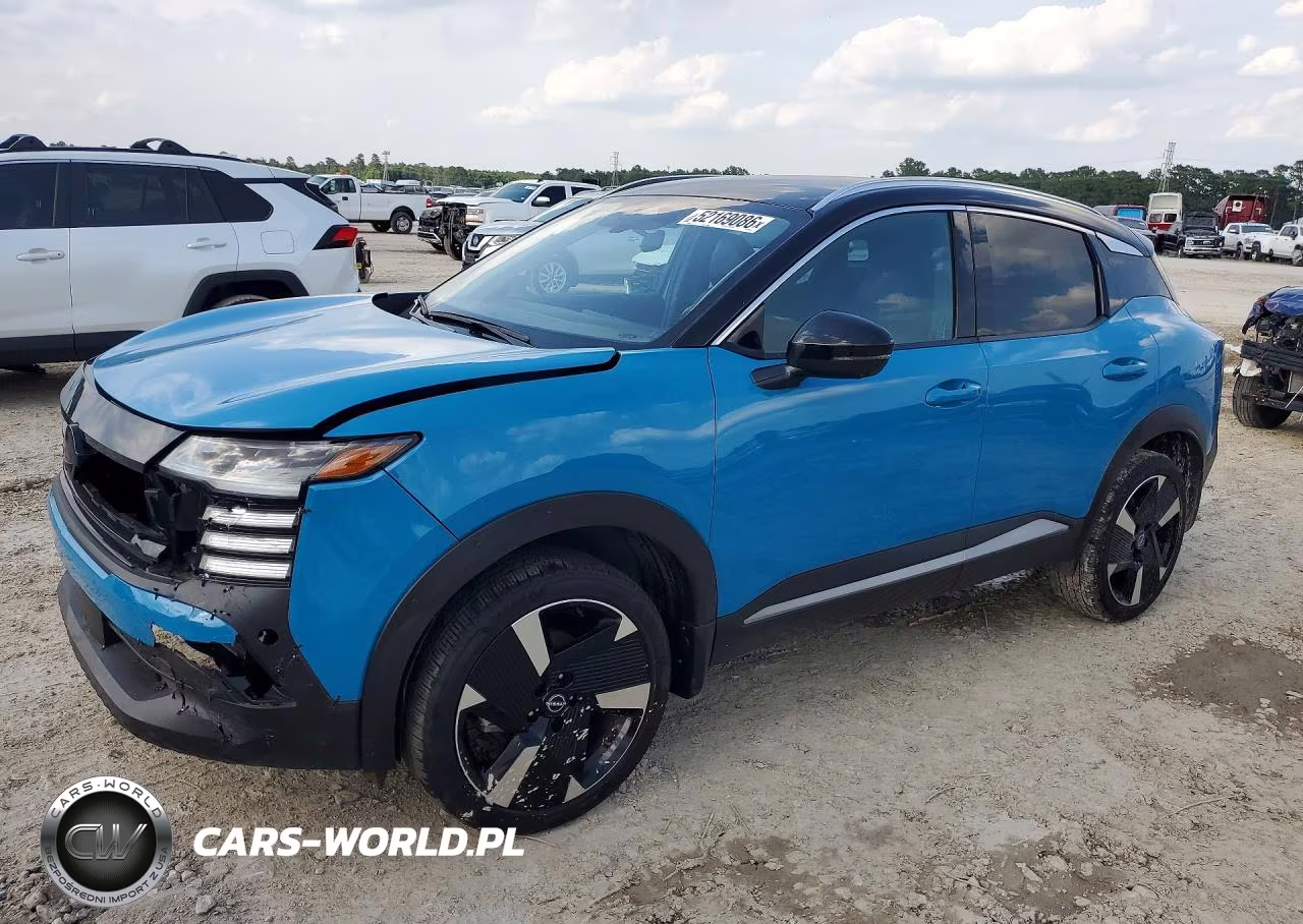 2025 Nissan Kicks Sr