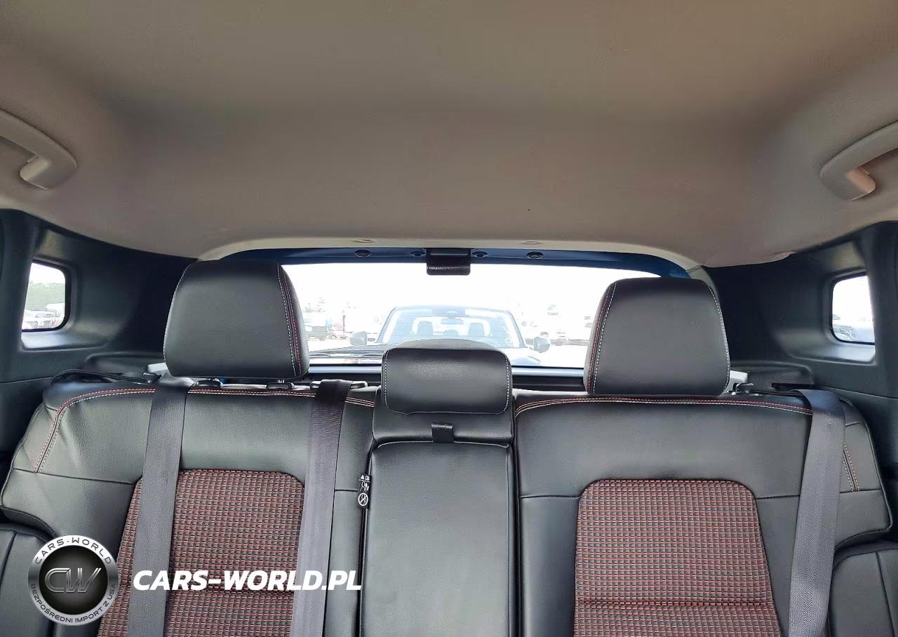 2025 Nissan Kicks Sr VIN:3N8AP6DA5SL385331 - 10