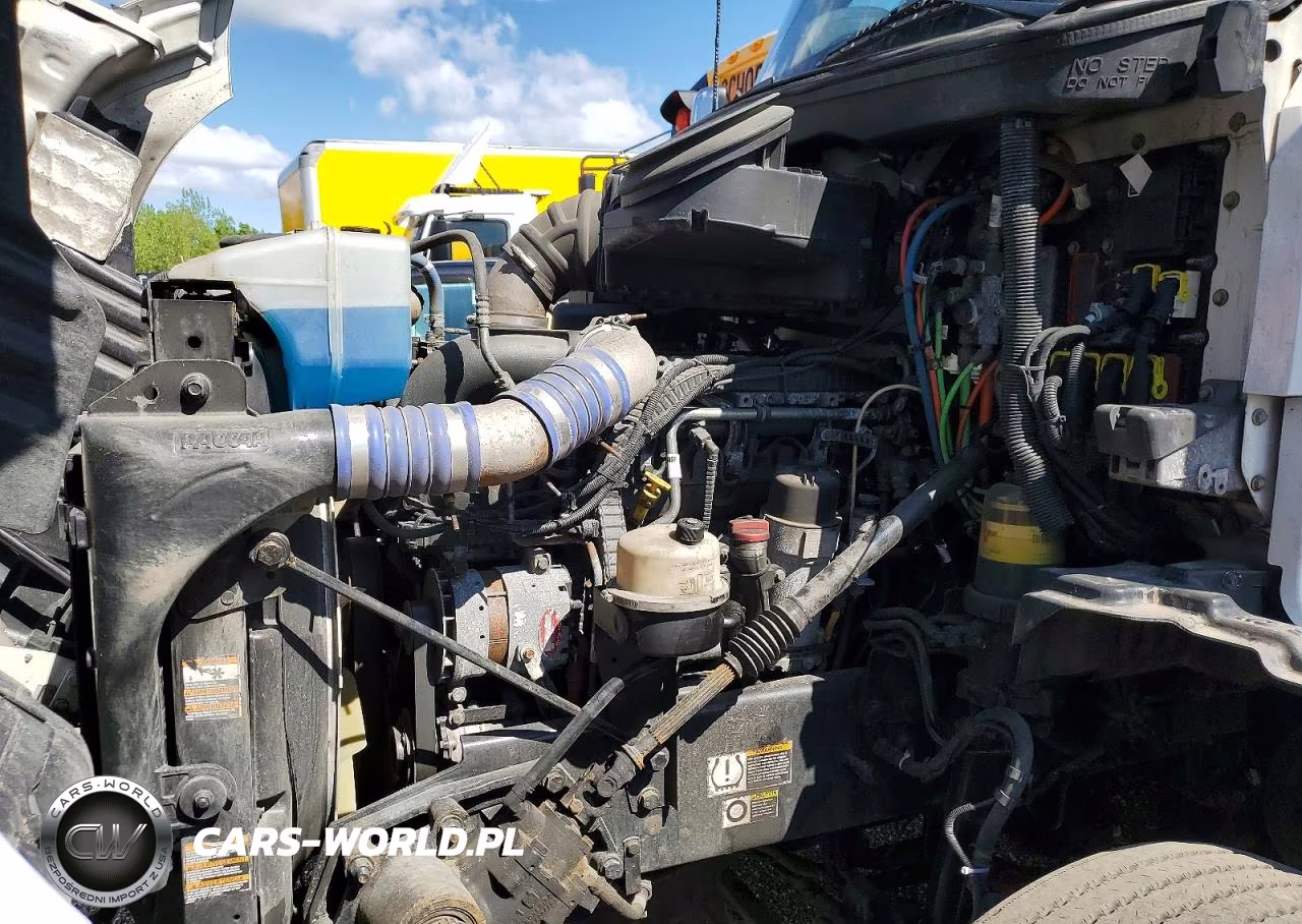 2019 Kenworth T680 Semi Truck VIN:1XKYDP9X5KJ241621 - 7