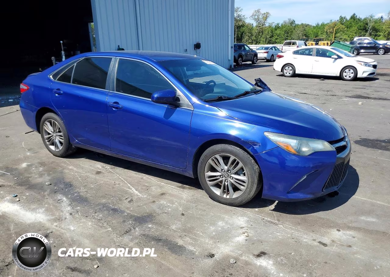 2016 Toyota Camry Se VIN:4T1BF1FK8GU594440 - 4