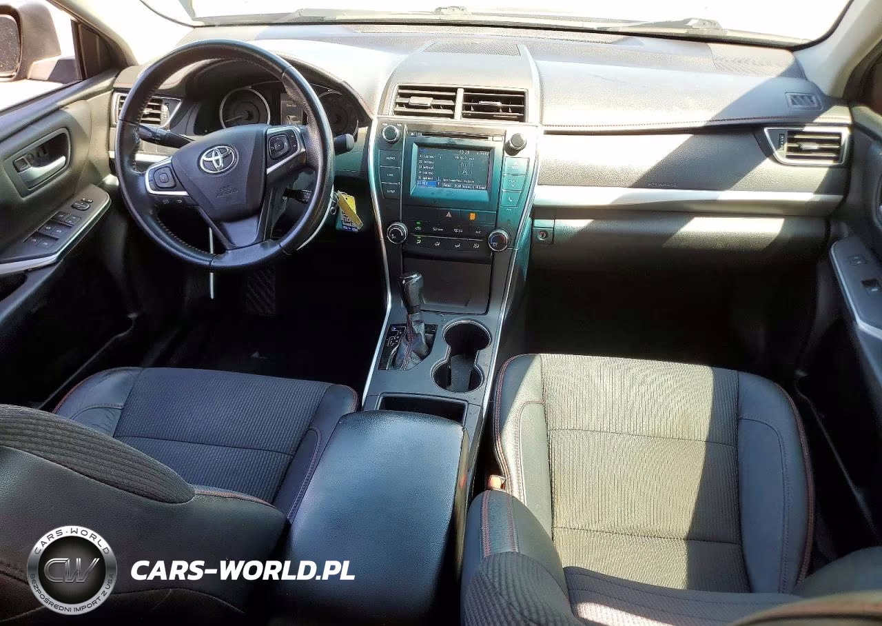 2016 Toyota Camry Se VIN:4T1BF1FK8GU594440 - 8