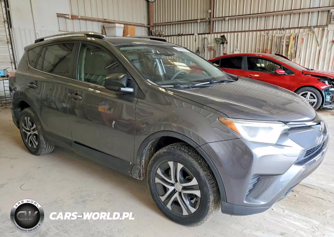 2017 Toyota Rav4 Le VIN:JTMZFREVXHJ105360 - 4