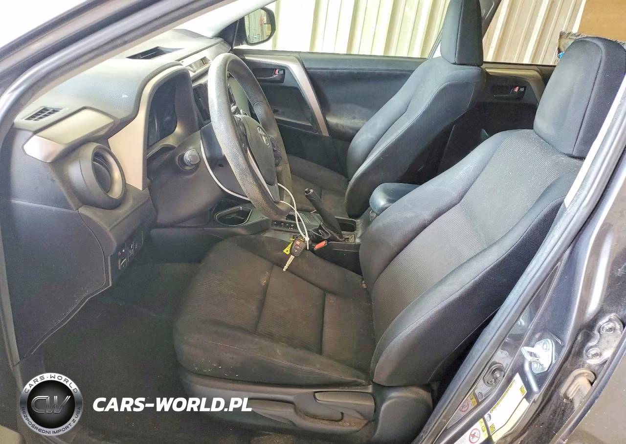 2017 Toyota Rav4 Le VIN:JTMZFREVXHJ105360 - 7
