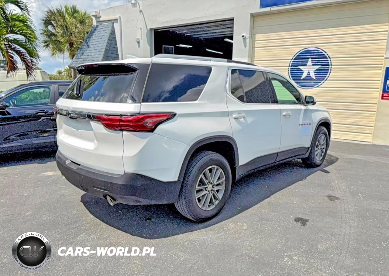 2023 Chevrolet Traverse Fwd Premier VIN:1GNERKKW2PJ308520 - 4