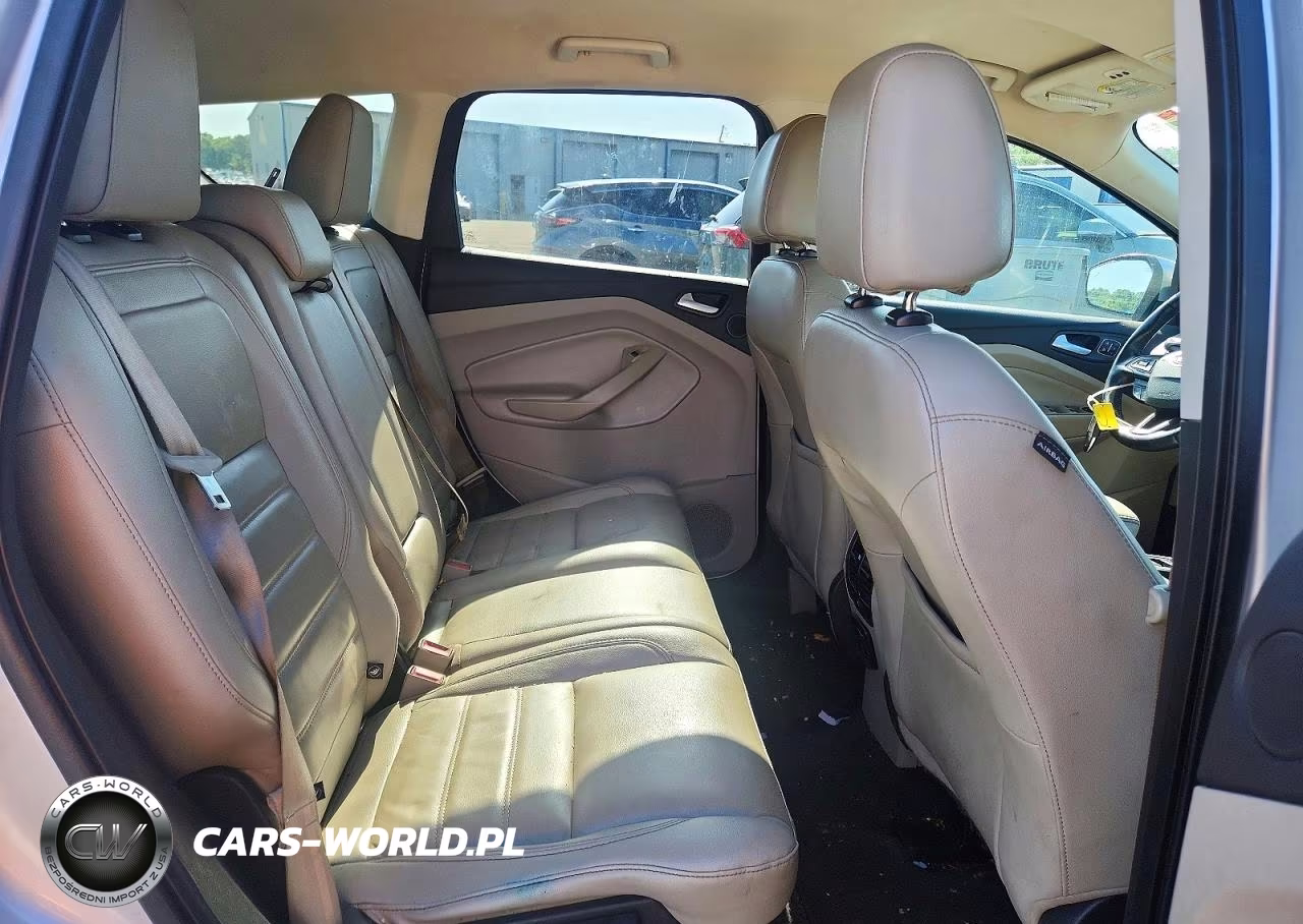 2017 Ford Escape Titanium VIN:1FMCU0J94HUC12821 - 11