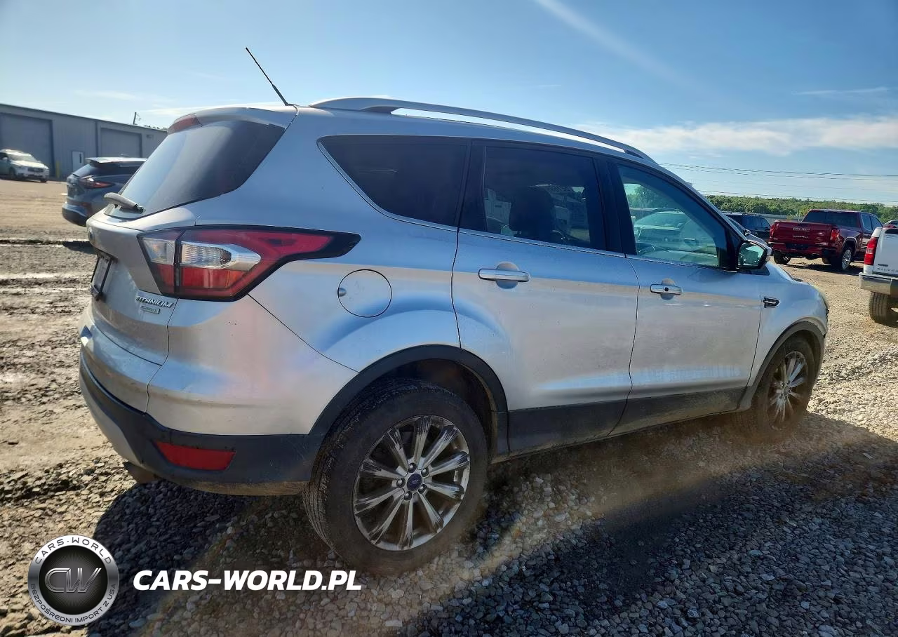 2017 Ford Escape Titanium VIN:1FMCU0J94HUC12821 - 3