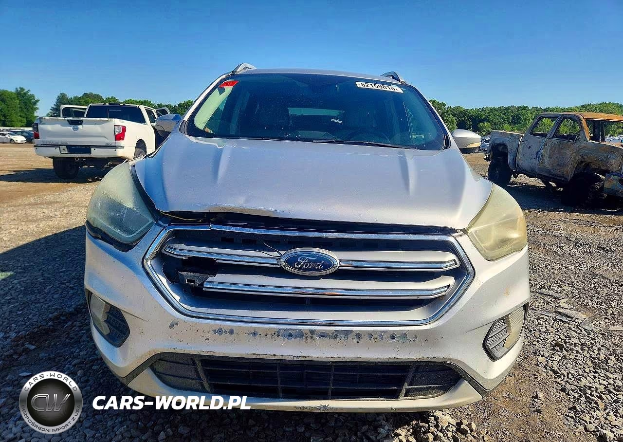 2017 Ford Escape Titanium VIN:1FMCU0J94HUC12821 - 5