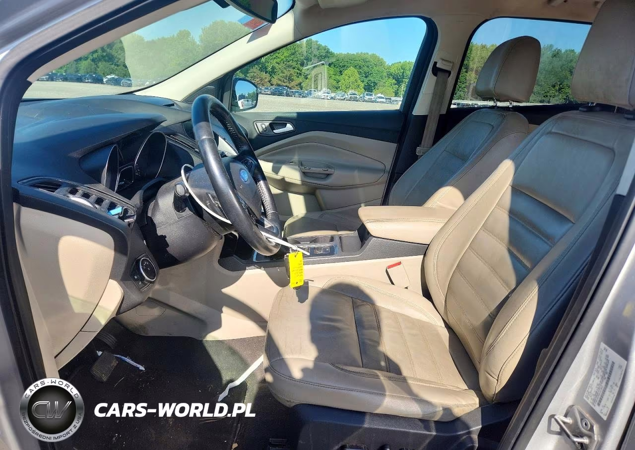 2017 Ford Escape Titanium VIN:1FMCU0J94HUC12821 - 7