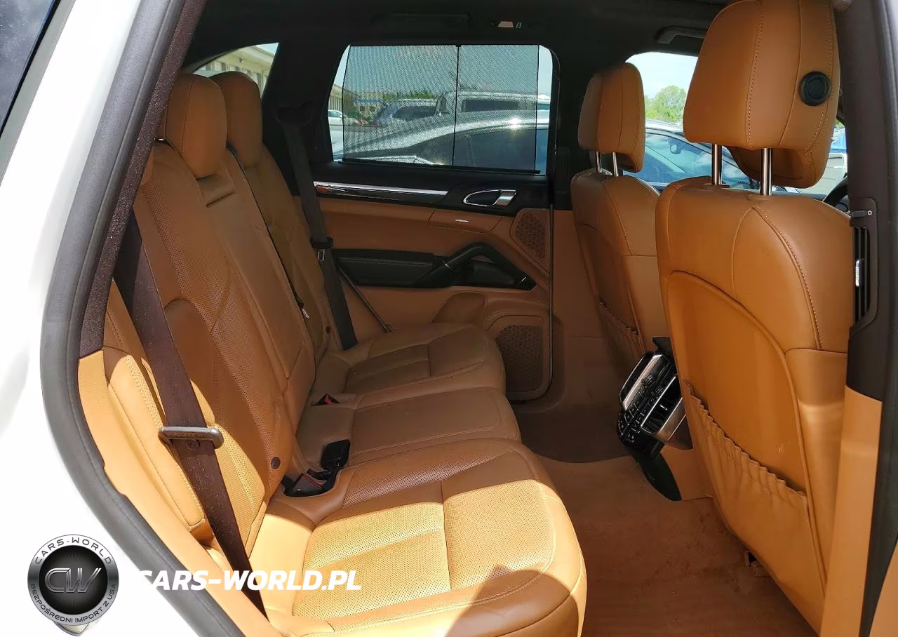 2018 Porsche Cayenne S VIN:WP1AB2A23JLA60847 - 11