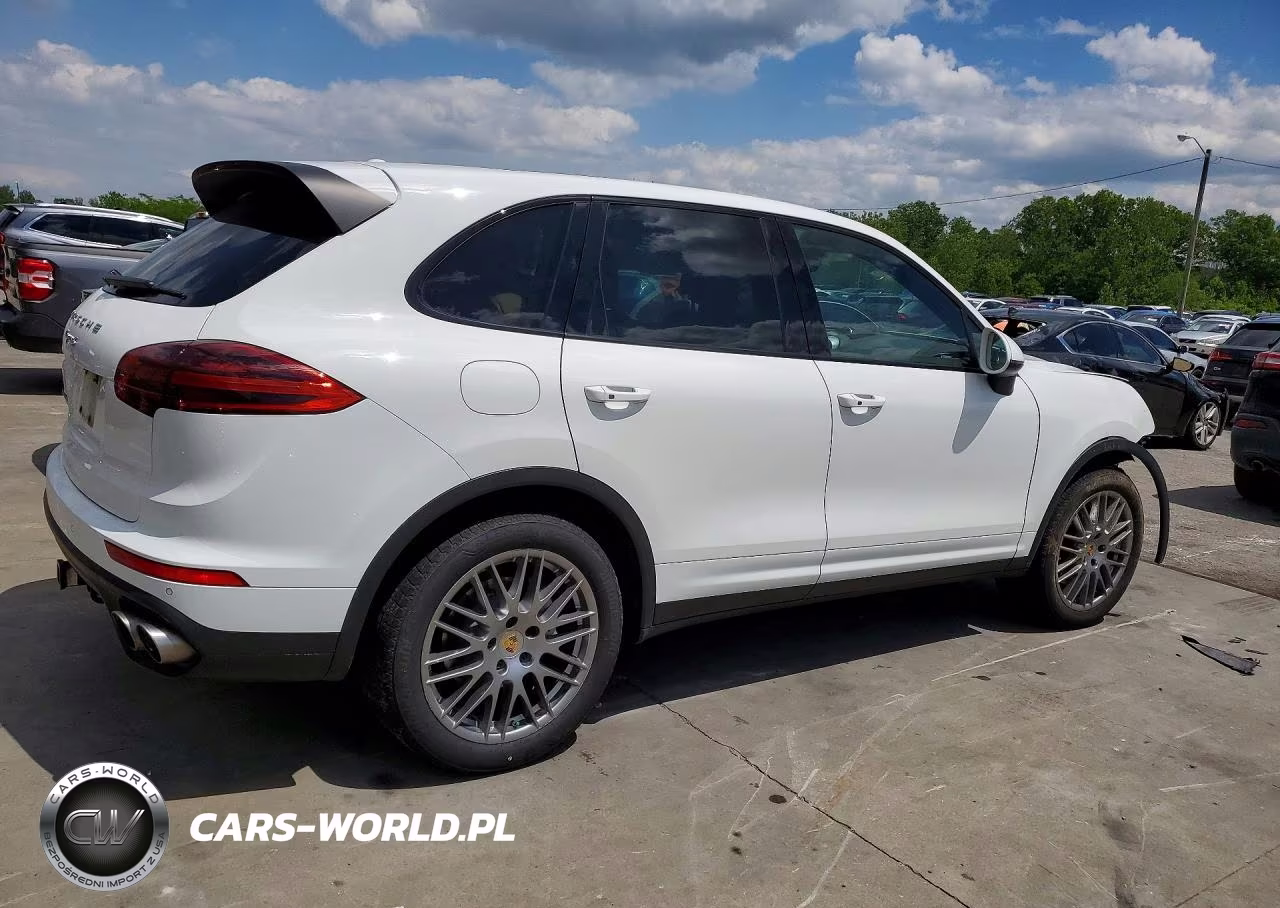 2018 Porsche Cayenne S VIN:WP1AB2A23JLA60847 - 3