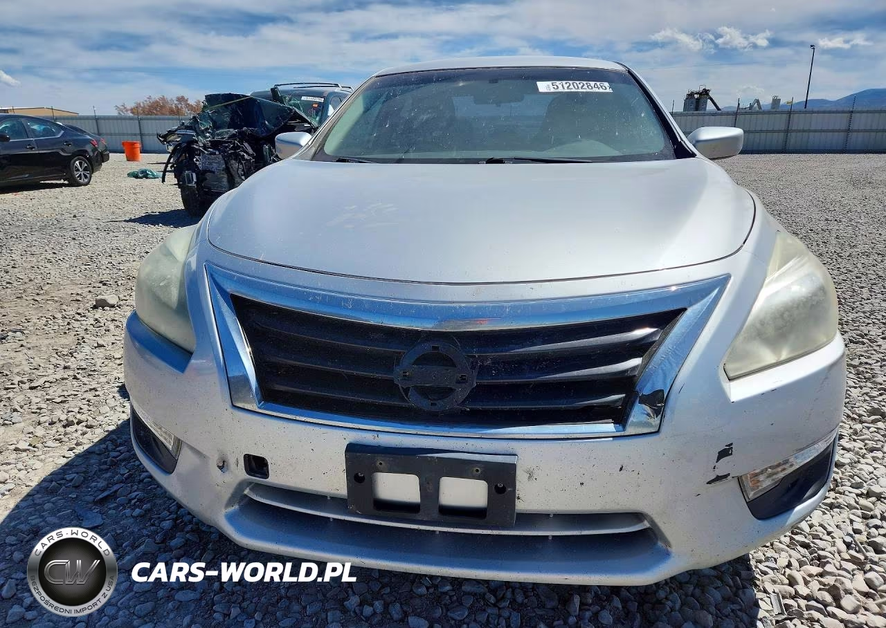 2015 Nissan Altima 2.5 VIN:1N4AL3AP4FC447548 - 5
